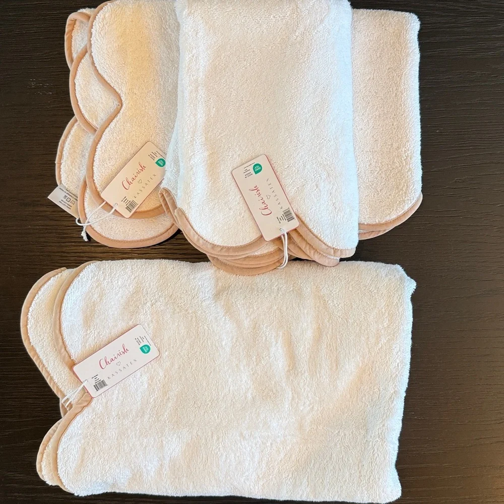 Kassatex Chairish Scallop Edge Bath Towel Collection Color White Tan Sand NWT